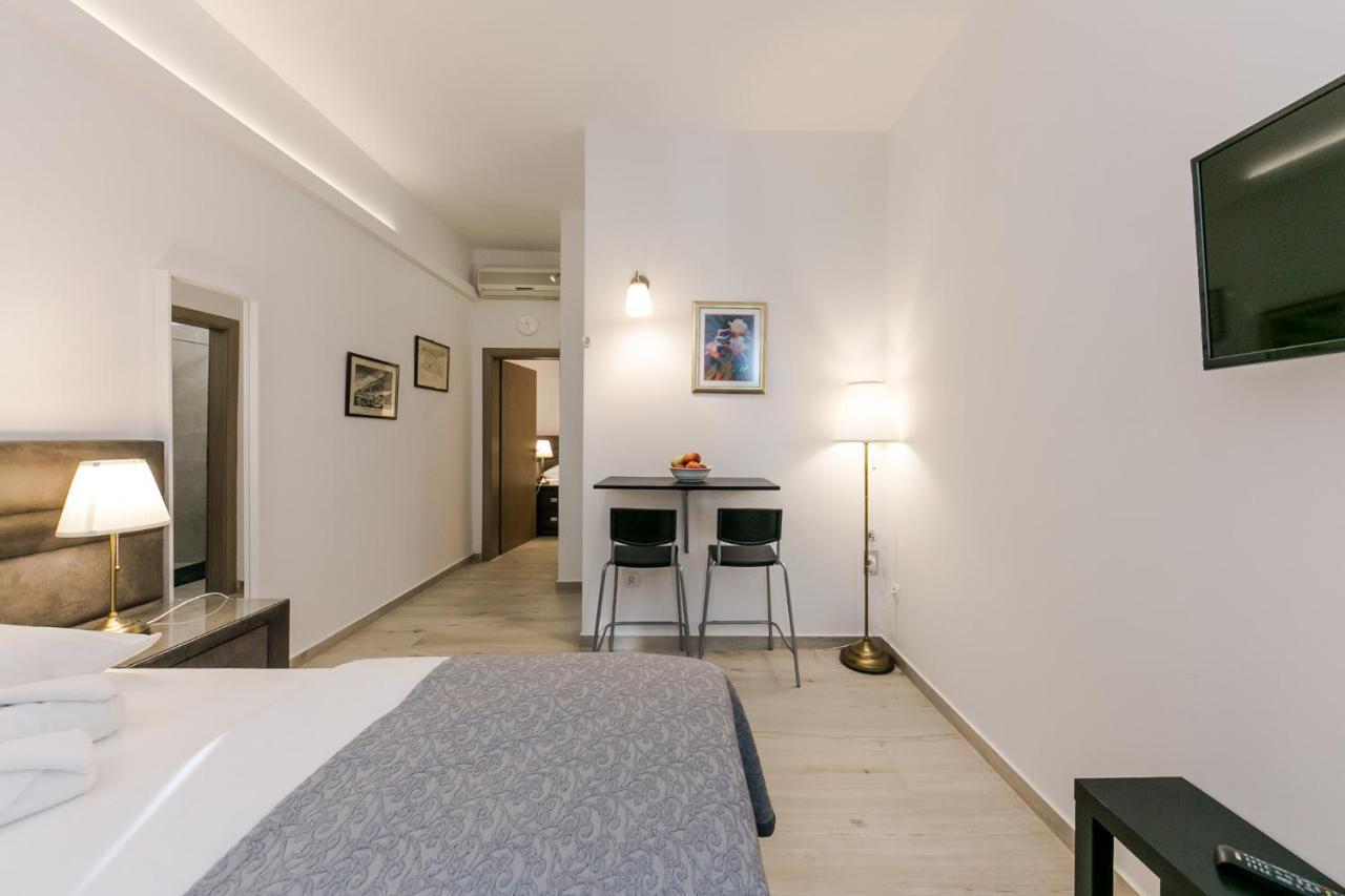 Palomia B Apartment Split Bagian luar foto